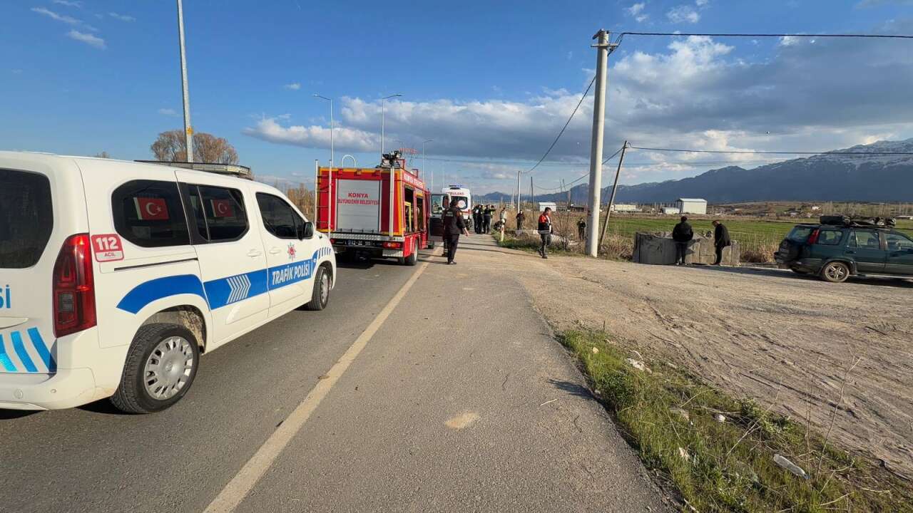 Konya’da otomobil bu hale geldi! 1 ölü, 1 yaralı var 14